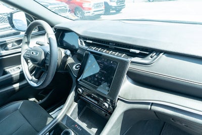 2024 Jeep Grand Cherokee L Altitude X 4x4