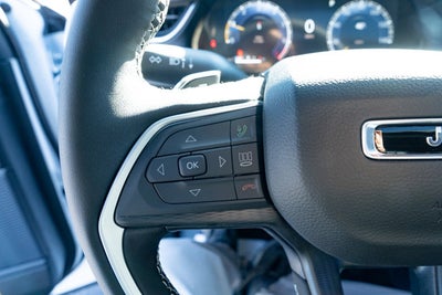 2025 Jeep Grand Cherokee GRAND CHEROKEE L LAREDO X 4X4