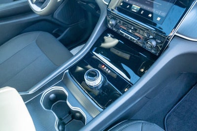 2025 Jeep Grand Cherokee GRAND CHEROKEE L LAREDO X 4X4