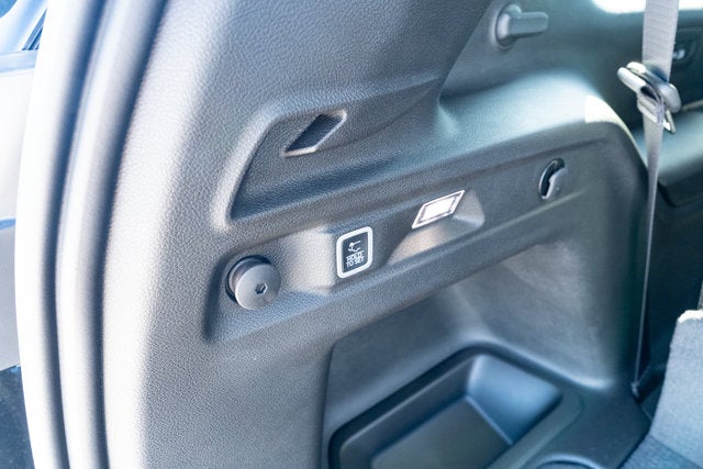 2027 Jeep Grand Cherokee GRAND CHEROKEE L LAREDO ALTITUDE 4X4