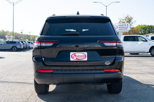 2027 Jeep Grand Cherokee GRAND CHEROKEE L LAREDO ALTITUDE 4X4