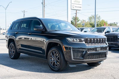2027 Jeep Grand Cherokee GRAND CHEROKEE L LAREDO ALTITUDE 4X4