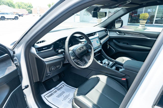 2026 Jeep Grand Cherokee GRAND CHEROKEE L LIMITED RESERVE 4X4