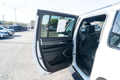 2024 Jeep Wagoneer L Series II 4x2
