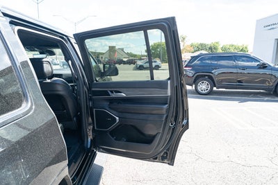 2024 Jeep Wagoneer Series II 4x2