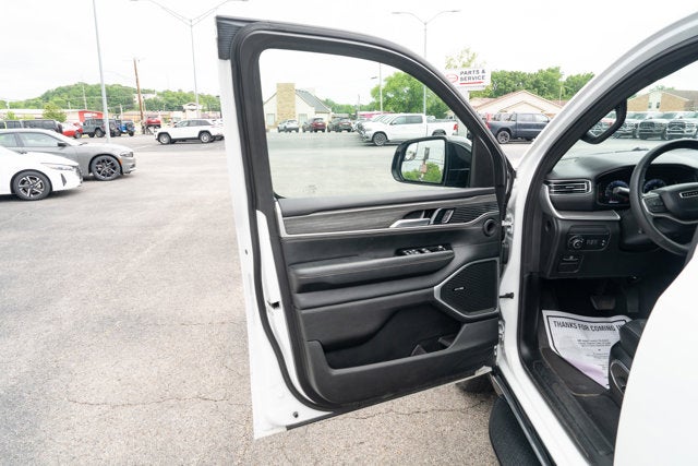 2024 Jeep Wagoneer Series II 4x2