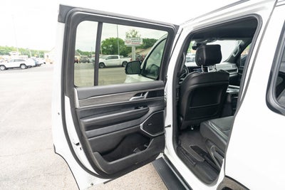 2024 Jeep Wagoneer Series II 4x2