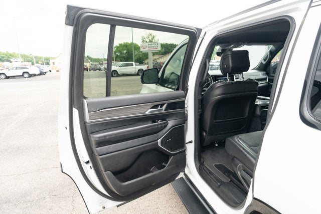 2024 Jeep Wagoneer Series II 4x2