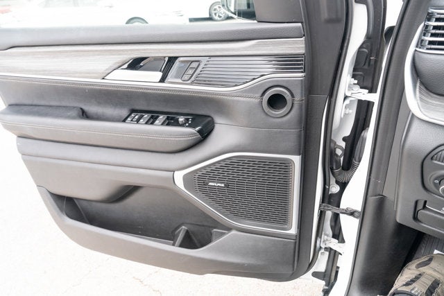 2024 Jeep Wagoneer Series II 4x2