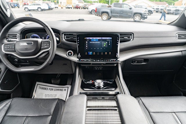 2024 Jeep Wagoneer Series II 4x2