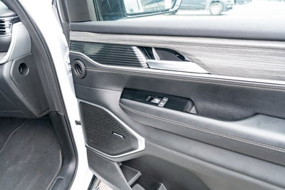2024 Jeep Wagoneer Series II 4x2