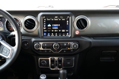 2023 Jeep Gladiator Overland 4x4