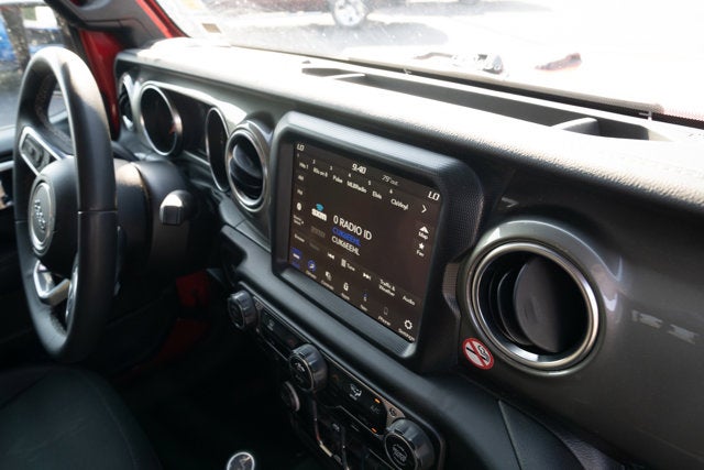 2023 Jeep Gladiator Overland 4x4