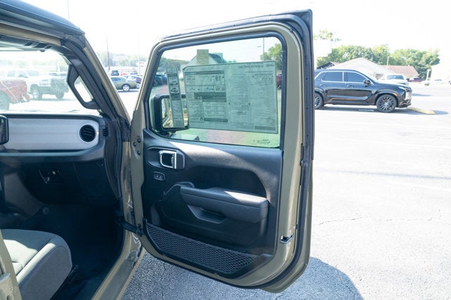 2025 Jeep Gladiator GLADIATOR SPORT 4X4