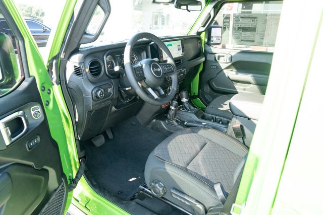 2025 Jeep Gladiator GLADIATOR MOJAVE 4X4