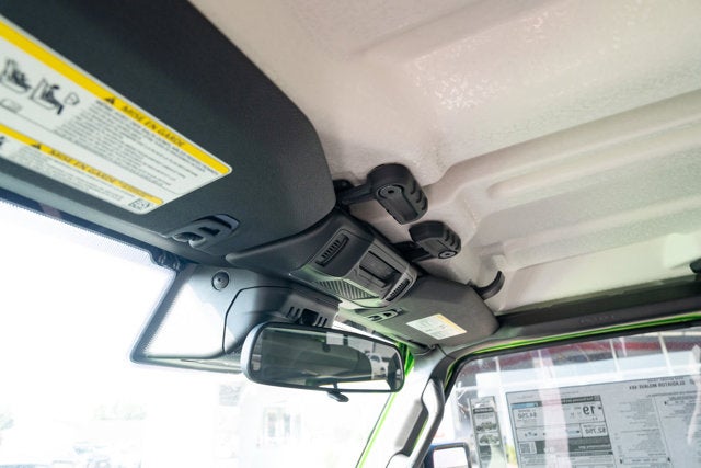 2025 Jeep Gladiator GLADIATOR MOJAVE 4X4