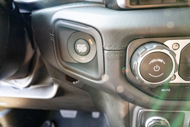 2025 Jeep Gladiator GLADIATOR MOJAVE 4X4