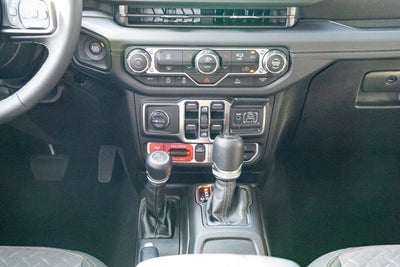 2025 Jeep Gladiator GLADIATOR MOJAVE 4X4