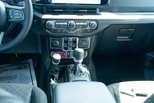 2026 Jeep Gladiator GLADIATOR MOJAVE 4X4