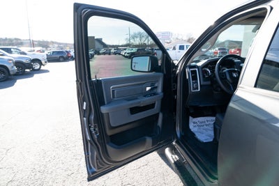 2019 RAM 1500 Classic Warlock Quad Cab 4x2 6'4' Box