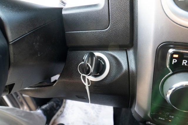 2024 RAM 1500 Classic Warlock Crew Cab 4x4 5'7' Box