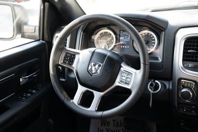 2024 RAM 1500 Classic Warlock Crew Cab 4x4 5'7' Box