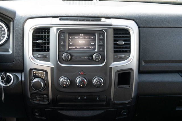 2024 RAM 1500 Classic Warlock Crew Cab 4x4 5'7' Box