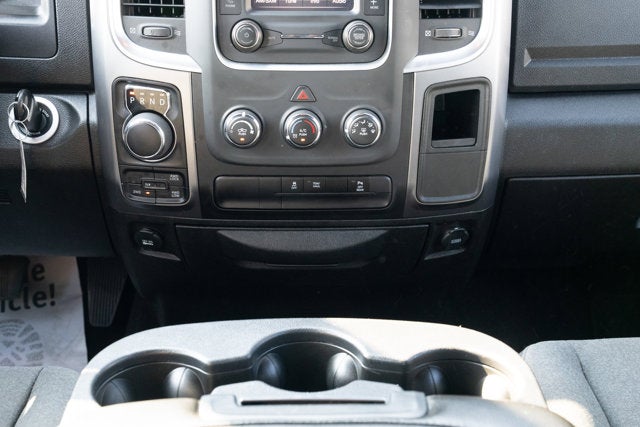 2024 RAM 1500 Classic Warlock Crew Cab 4x4 5'7' Box