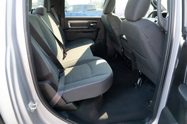 2024 RAM 1500 Classic Warlock Crew Cab 4x4 5'7' Box