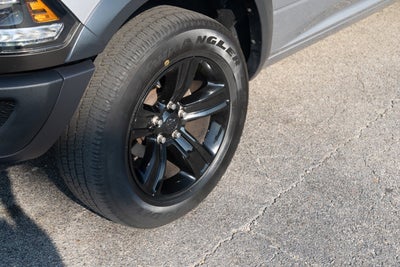 2024 RAM 1500 Classic Warlock Crew Cab 4x4 5'7' Box