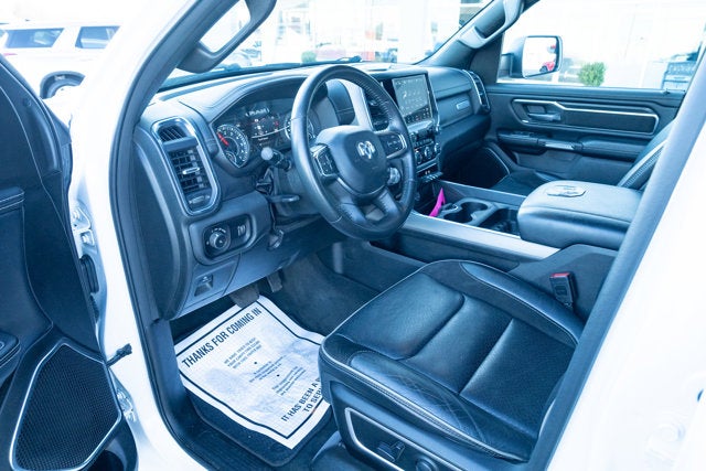 2024 RAM 1500 Laramie Crew Cab 4x2 5'7' Box