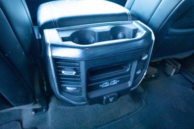 2024 RAM 1500 Laramie Crew Cab 4x2 5'7' Box