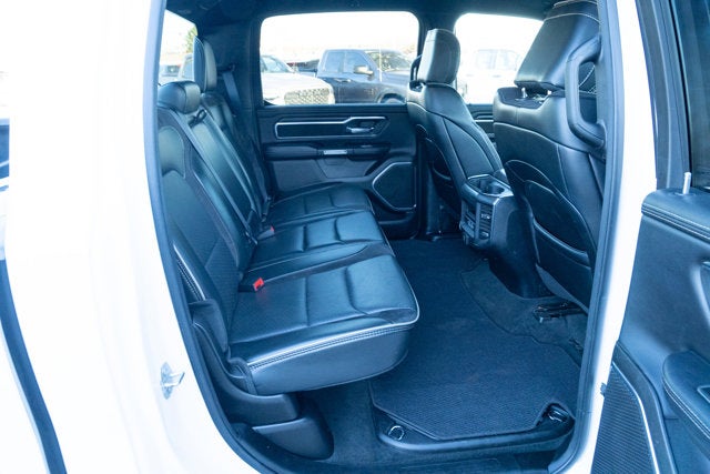 2024 RAM 1500 Laramie Crew Cab 4x2 5'7' Box