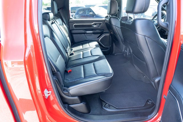2024 RAM 1500 Laramie Crew Cab 4x2 5'7' Box