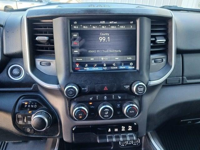 2020 RAM 1500 Big Horn Crew Cab 4x4 5'7' Box