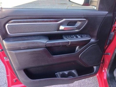 2020 RAM 1500 Big Horn Crew Cab 4x4 5'7' Box
