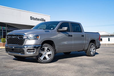 2025 RAM Ram 1500 RAM 1500 TRADESMAN CREW CAB 4X4 5'7' BOX