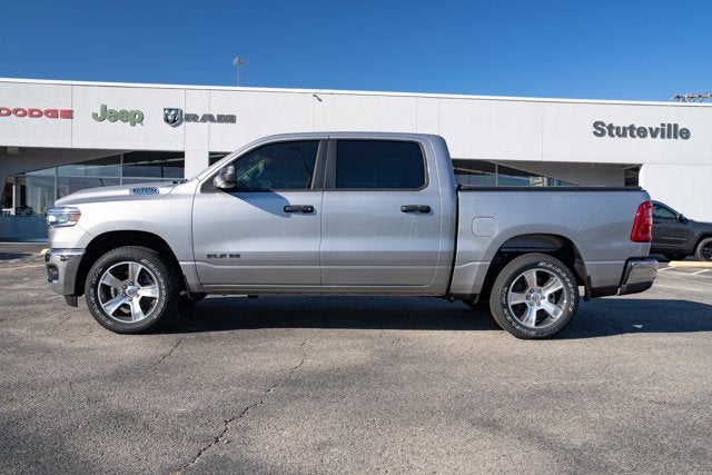 2025 RAM Ram 1500 RAM 1500 TRADESMAN CREW CAB 4X4 5'7' BOX