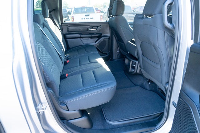 2025 RAM Ram 1500 RAM 1500 TRADESMAN CREW CAB 4X4 5'7' BOX