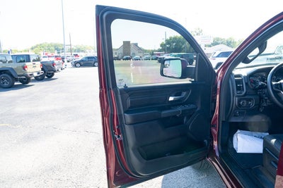 2025 RAM Ram 1500 RAM 1500 TRADESMAN CREW CAB 4X4 5'7' BOX