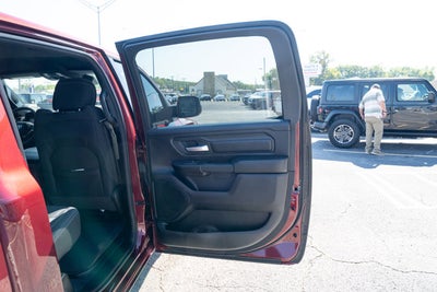 2025 RAM Ram 1500 RAM 1500 TRADESMAN CREW CAB 4X4 5'7' BOX