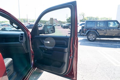 2025 RAM Ram 1500 RAM 1500 TRADESMAN CREW CAB 4X4 5'7' BOX