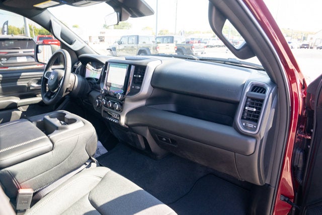 2025 RAM Ram 1500 RAM 1500 TRADESMAN CREW CAB 4X4 5'7' BOX