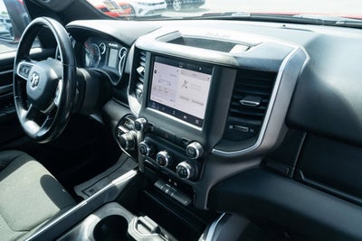 2022 RAM 1500 Big Horn Quad Cab 4x4 6'4' Box