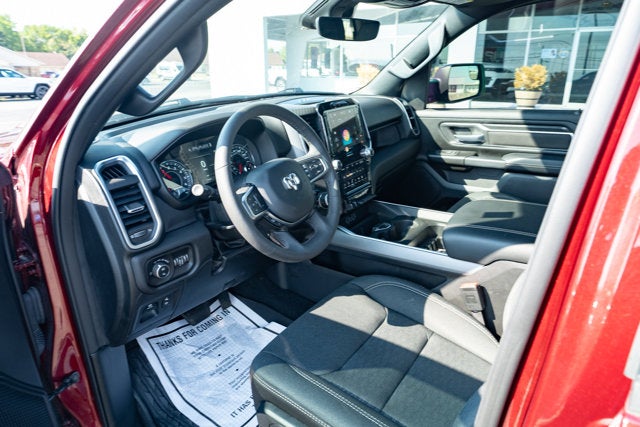 2025 RAM 1500 Big Horn Crew Cab 4x4 5'7' Box