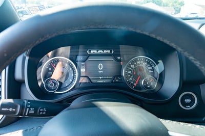 2025 RAM 1500 Big Horn Crew Cab 4x4 5'7' Box