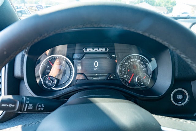 2025 RAM 1500 Big Horn Crew Cab 4x4 5'7' Box
