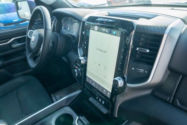 2025 RAM 1500 Big Horn Crew Cab 4x4 5'7' Box