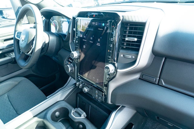 2027 RAM Ram 1500 RAM 1500 BIG HORN CREW CAB 4X4 5'7' BOX