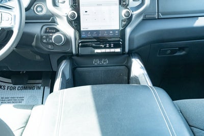 2025 RAM 1500 Big Horn Crew Cab 4x4 5'7' Box